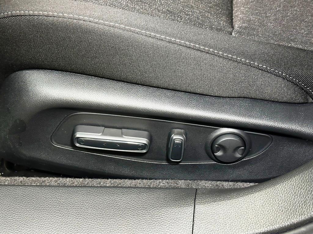 2026 Honda CR-V Hybrid Sport - Platinum White Pearl exterior view 14