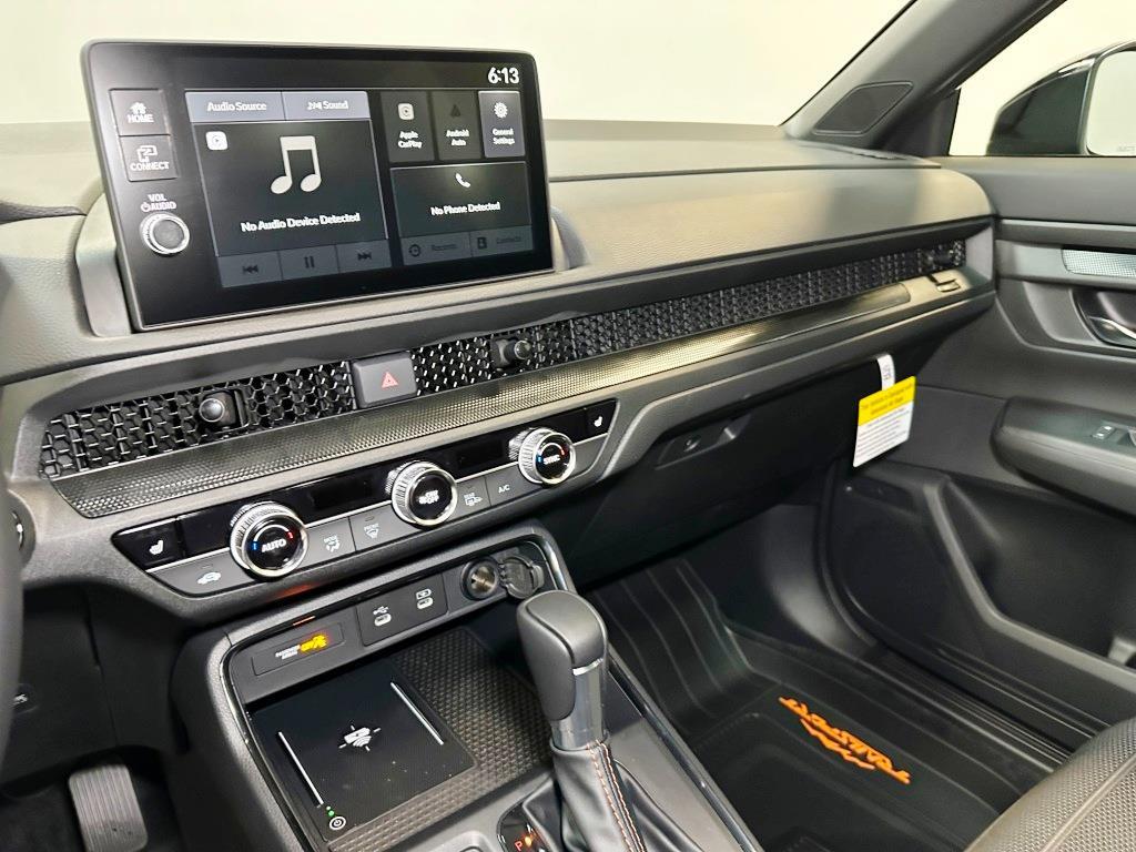 2026 Honda CR-V Hybrid TrailSport - Crystal Black Pearl exterior view 18