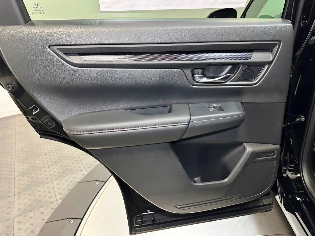 2026 Honda CR-V Hybrid TrailSport - Crystal Black Pearl exterior view 20