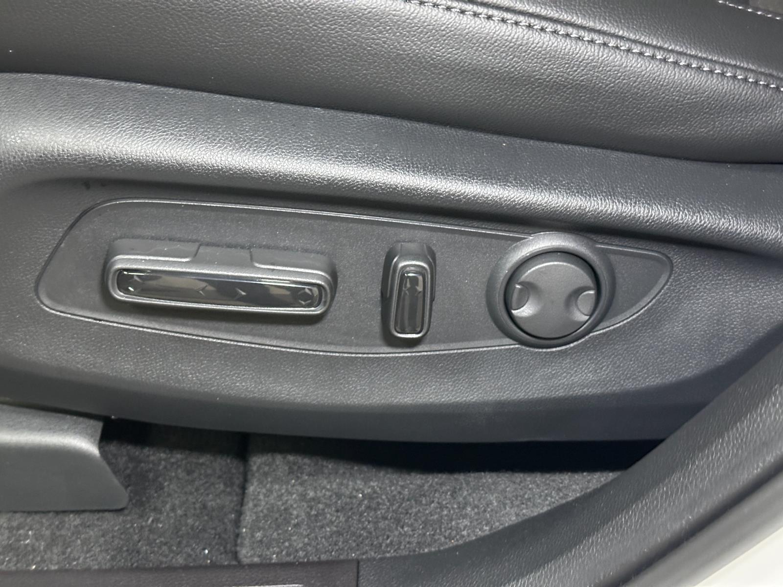 2026 Honda CR-V EX-L - Platinum White Pearl exterior view 15