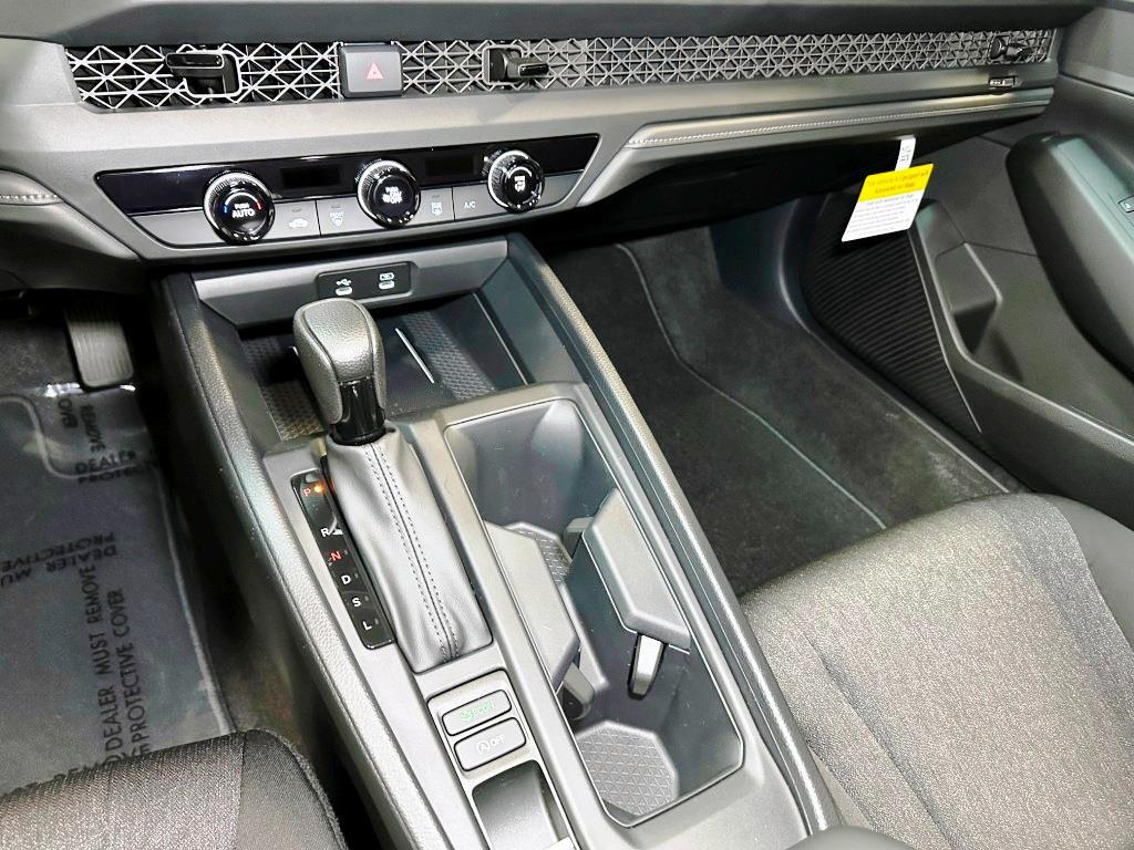 2026 Honda Accord Sedan LX - Crystal Black Pearl exterior view 19