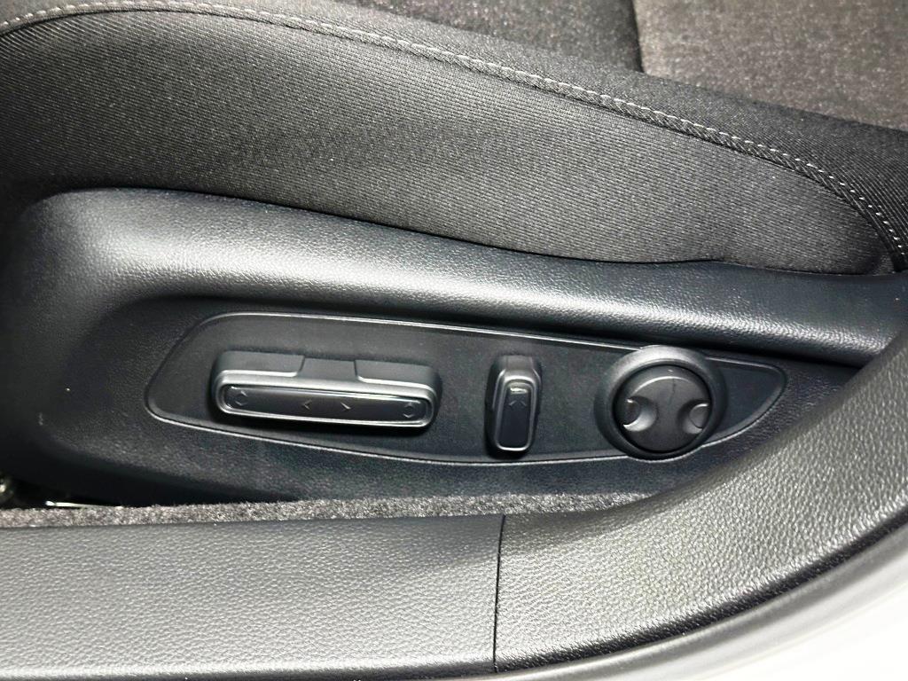 2026 HONDA ACCORD - Platinum White Pearl exterior view 15