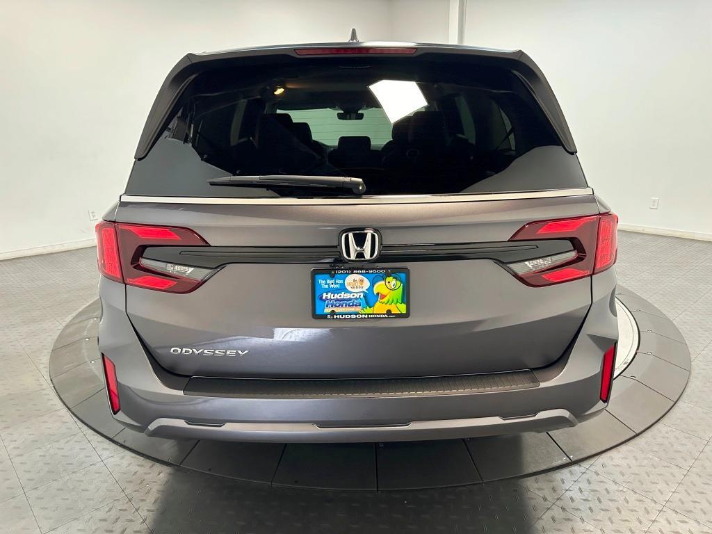 2026 Honda Odyssey EX-L - Modern Steel Metallic exterior view 7