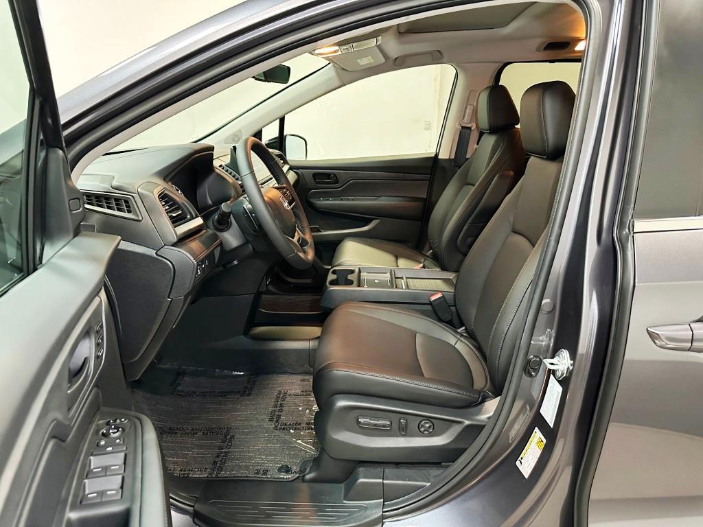 2026 Honda Odyssey EX-L - Modern Steel Metallic exterior view 13