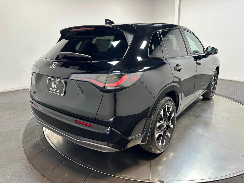 2027 Honda HR-V EX-L - Crystal Black Pearl exterior view 8