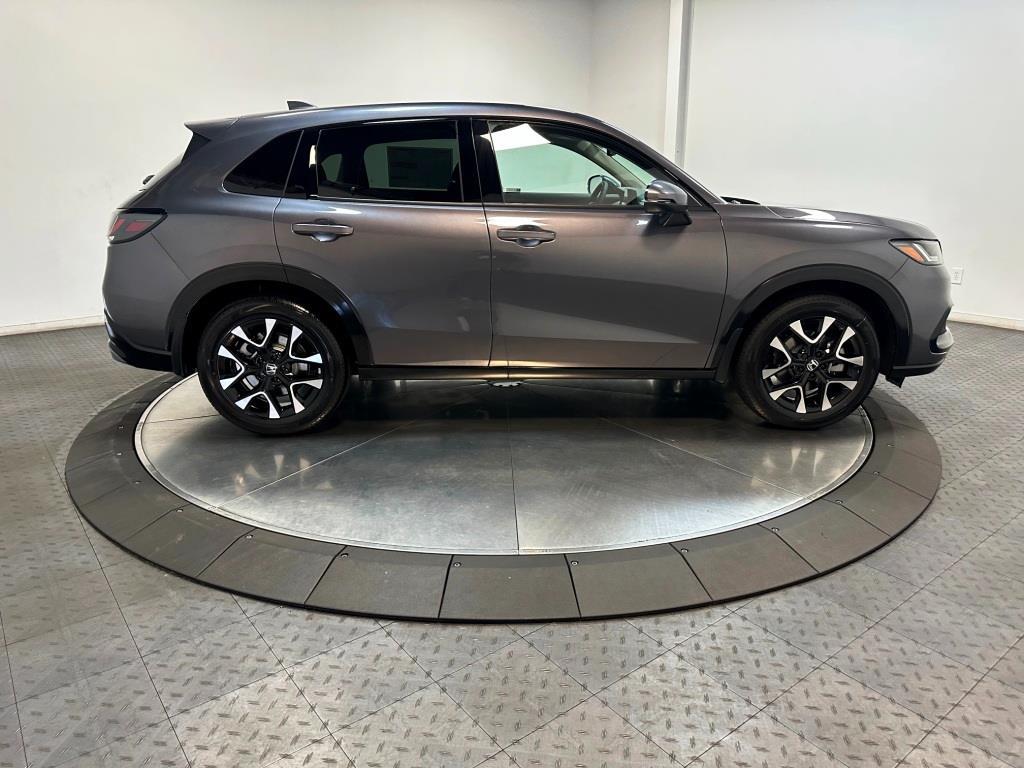 2027 Honda HR-V EX-L - Modern Steel Metallic exterior view 9