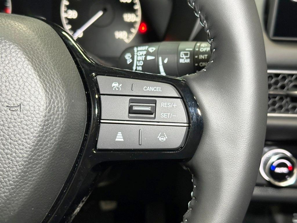 2027 Honda HR-V EX-L - Modern Steel Metallic exterior view 17