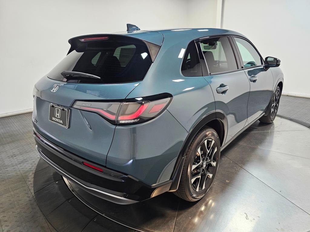 2027 Honda HR-V EX-L - Nordic Forest Pearl exterior view 8
