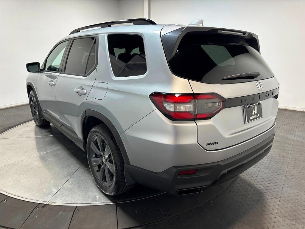 2026 Honda Pilot Sport - Solar Silver Metallic exterior view 6