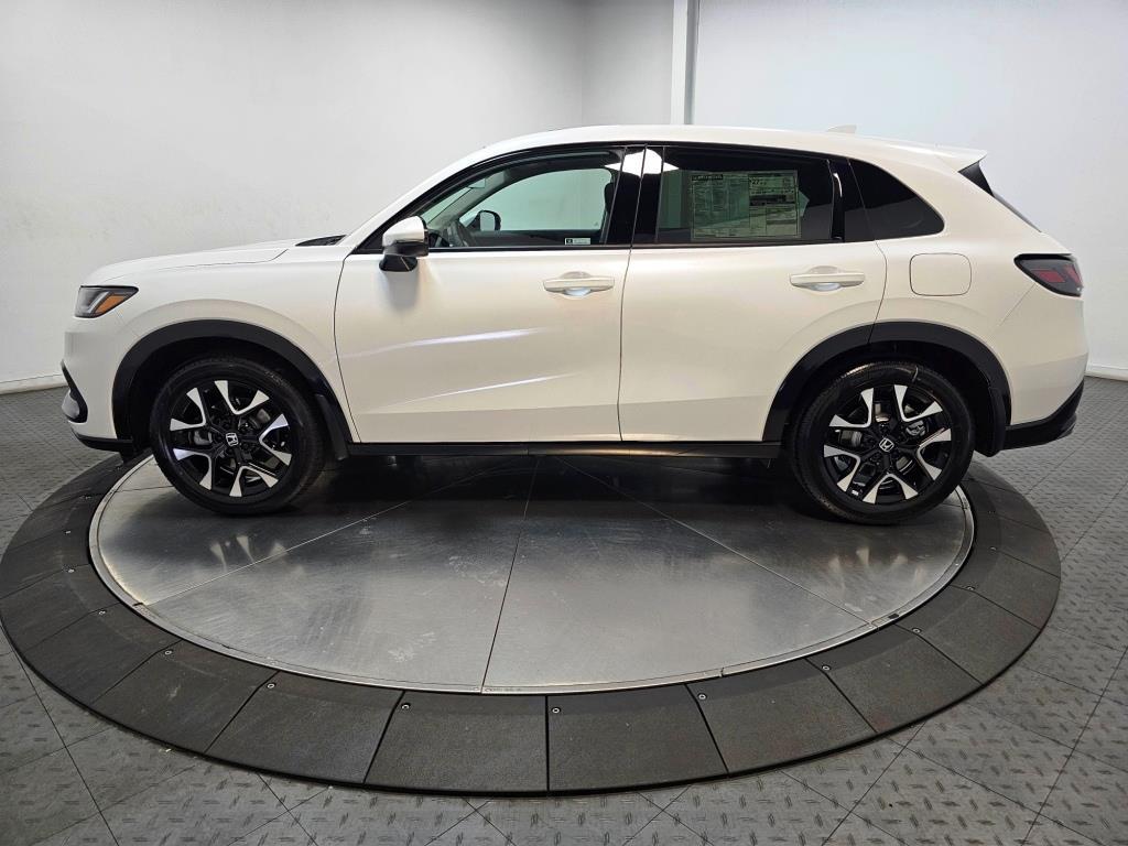2027 Honda HR-V EX-L - Platinum White Pearl exterior view 5