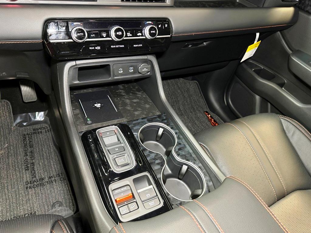 2026 Honda Passport TrailSport Elite - Platinum White Pearl exterior view 20