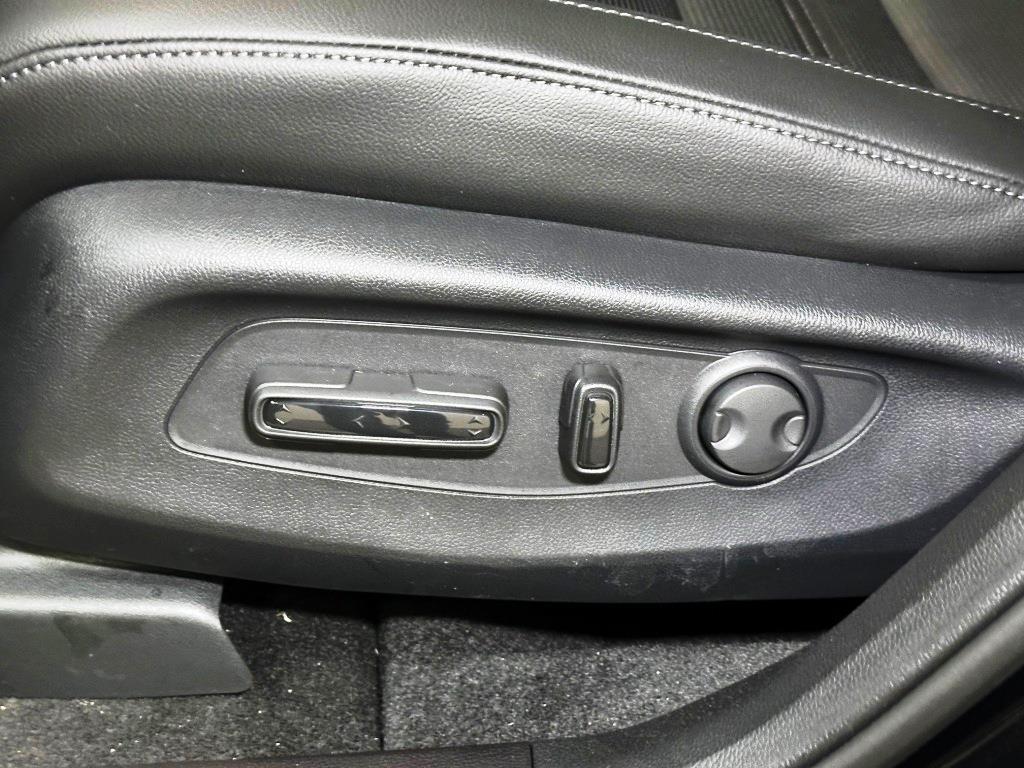 2026 Honda CR-V EX-L - Crystal Black Pearl exterior view 14