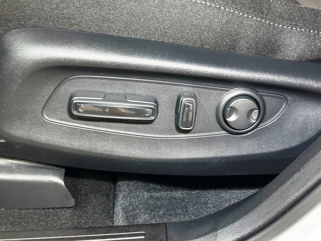 2026 Honda CR-V EX - WHITE exterior view 14