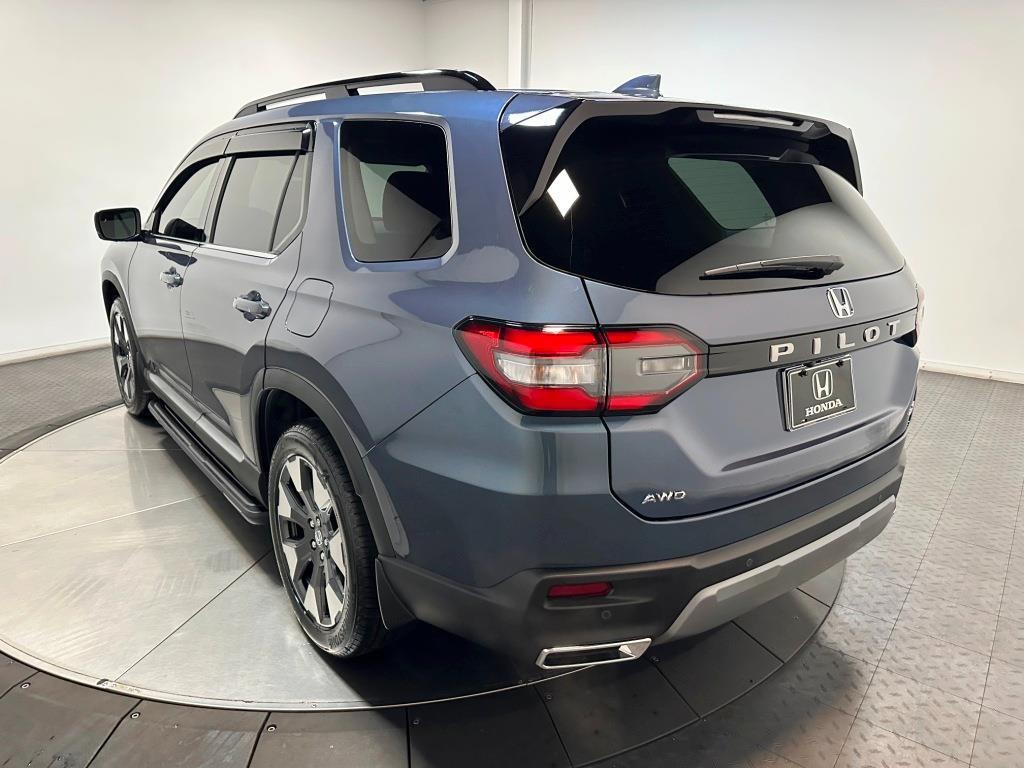 2026 HONDA Pilot ELITE - BLUE exterior view 6