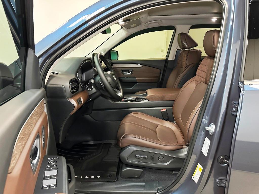 2026 HONDA Pilot ELITE - BLUE exterior view 13