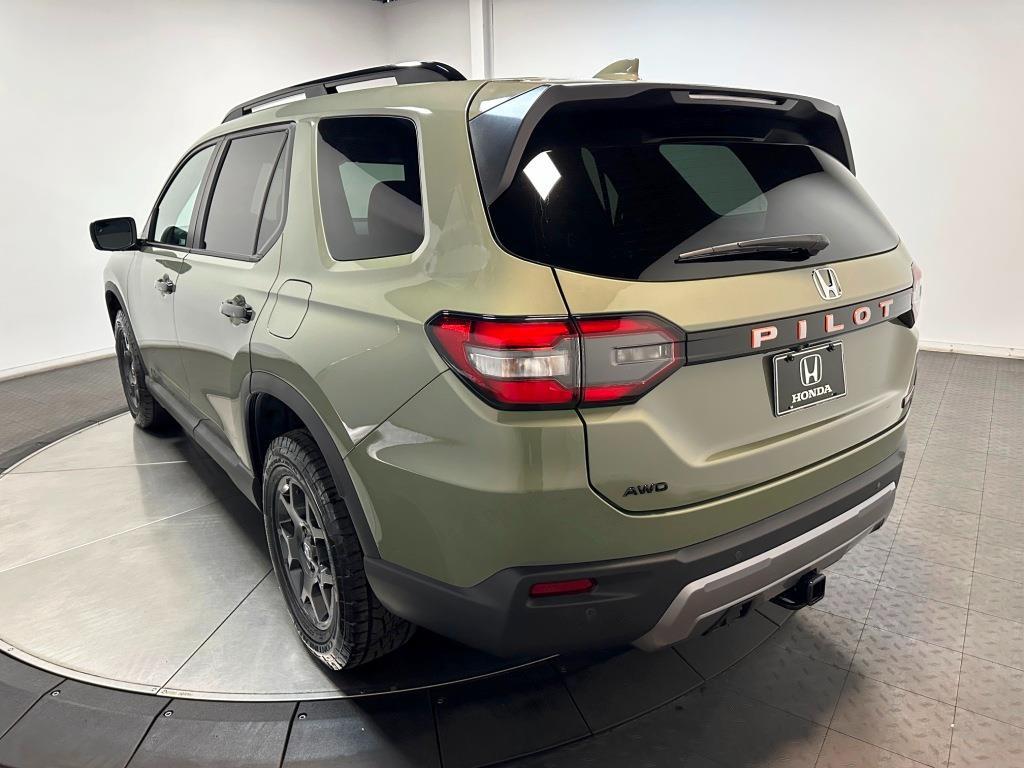 2026 HONDA Pilot TRAILSP - ASH GREEN exterior view 6