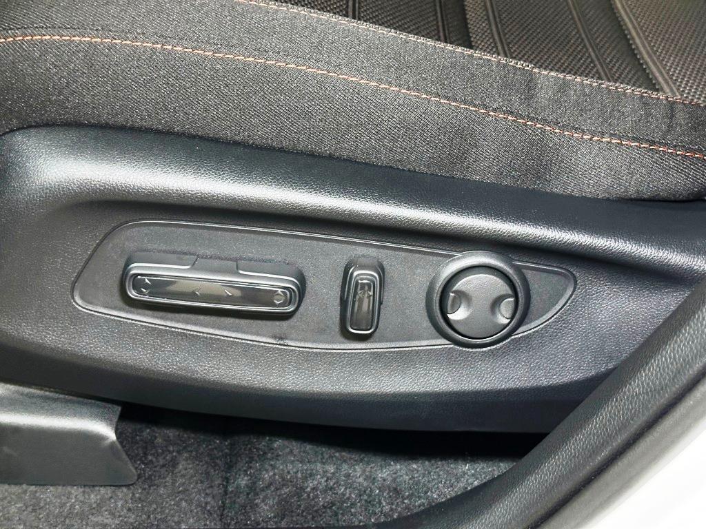 2026 HONDA CR-V - WHITE exterior view 14