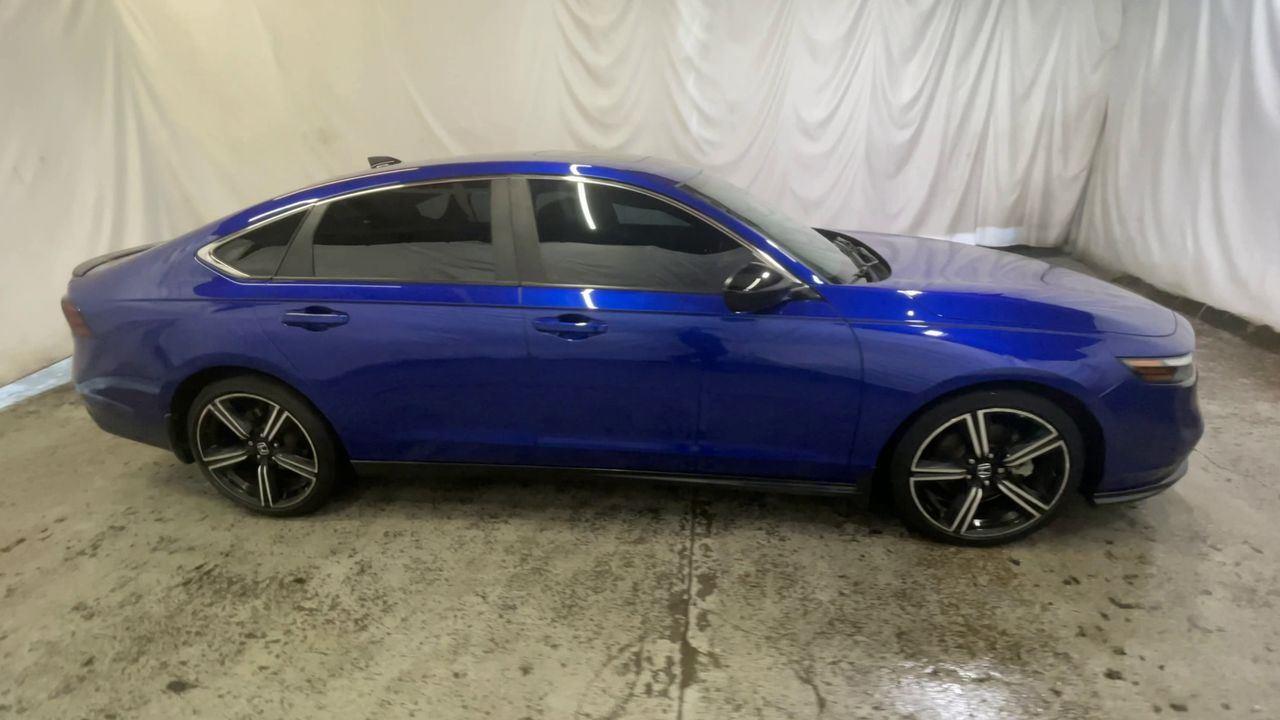 2023 Honda Accord Hybrid Sport - Still Night Pearl exterior view 9