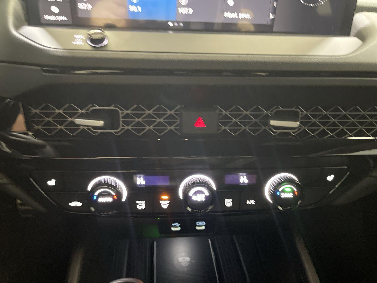 2025 Honda Accord Hybrid Sport - Platinum White Pearl exterior view 18