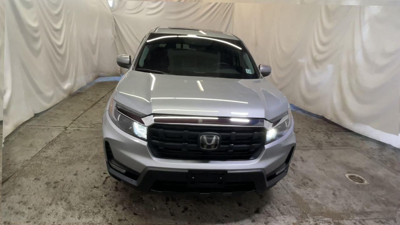 2025 Honda Ridgeline RTL - Solar Silver Metallic exterior view 3