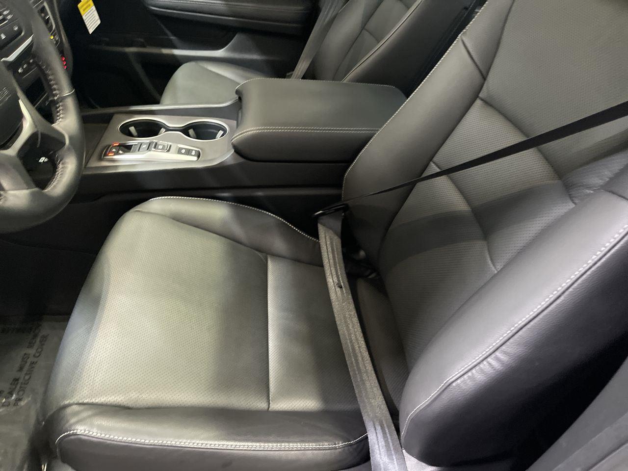 2025 Honda Ridgeline RTL - Solar Silver Metallic exterior view 11