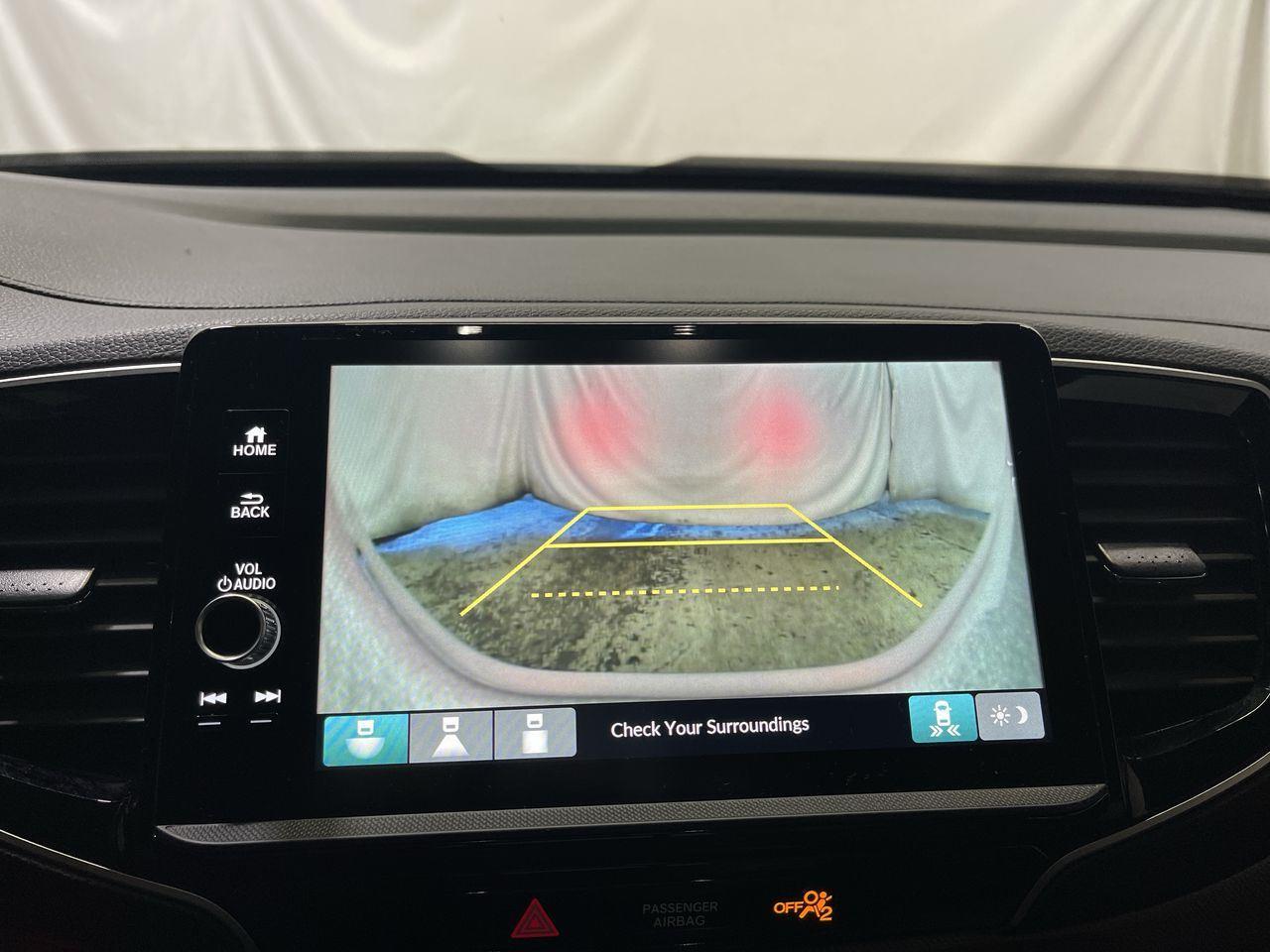 2025 Honda Ridgeline RTL - Solar Silver Metallic exterior view 17