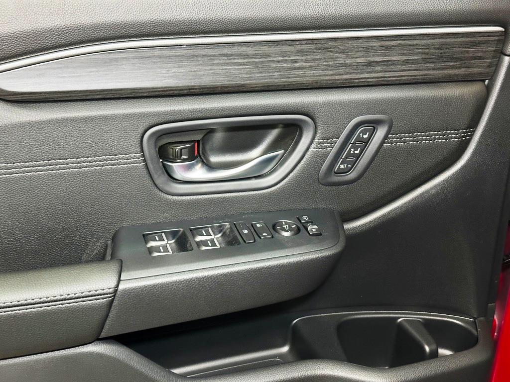 2026 Honda Pilot Touring S - Radiant Red Metallic II exterior view 12