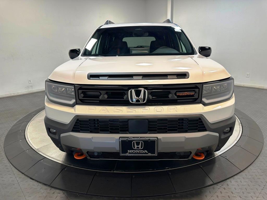 2026 Honda Passport TrailSport - Platinum White Pearl exterior view 3