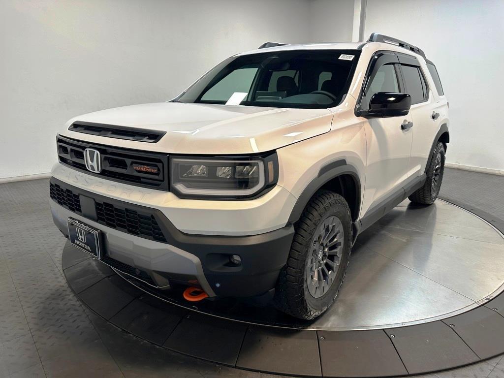 2026 Honda Passport TrailSport - Platinum White Pearl exterior view 4