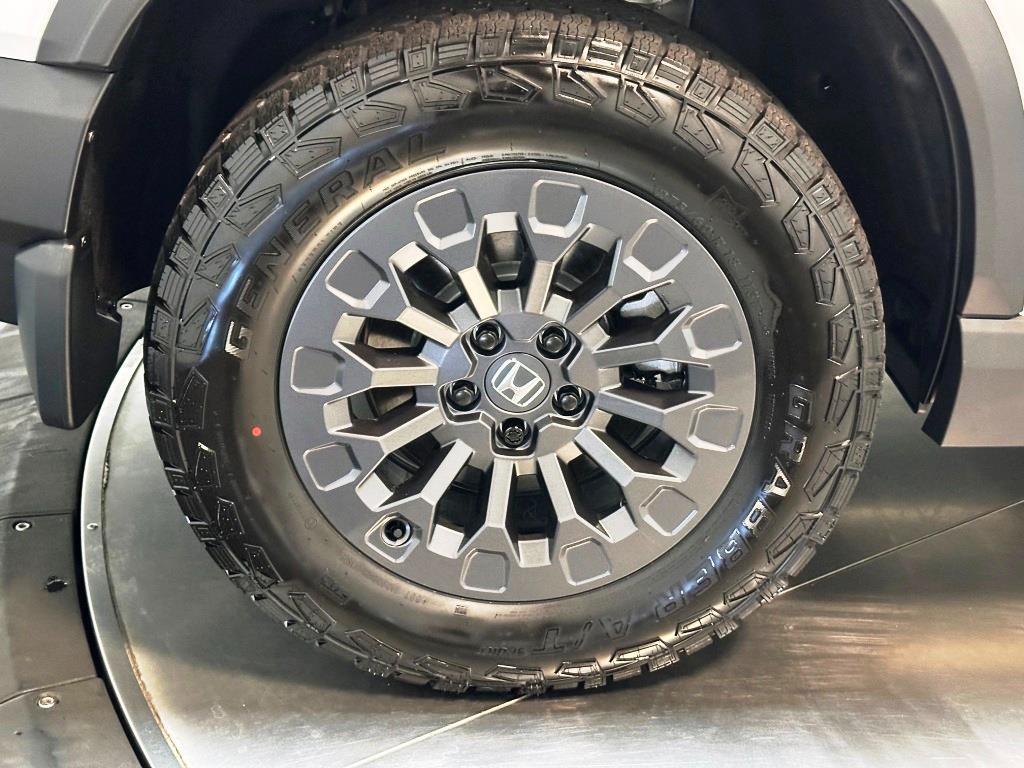 2026 Honda Passport TrailSport - Platinum White Pearl exterior view 10