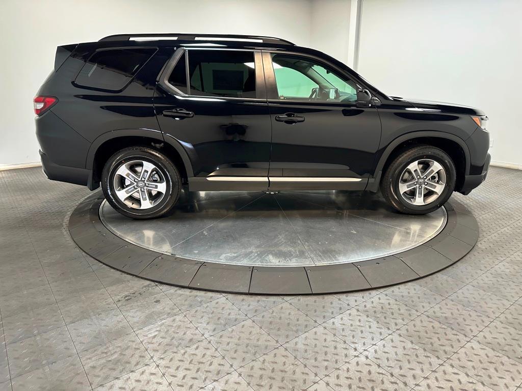 2026 Honda Pilot EX-L - Crystal Black Pearl exterior view 9
