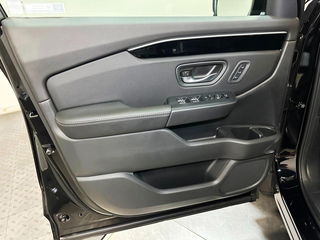 2026 Honda Pilot EX-L - Crystal Black Pearl exterior view 11