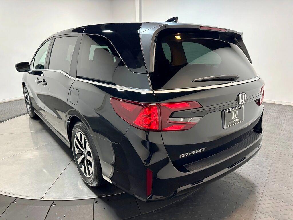 2026 Honda Odyssey EX-L - Crystal Black Pearl exterior view 4
