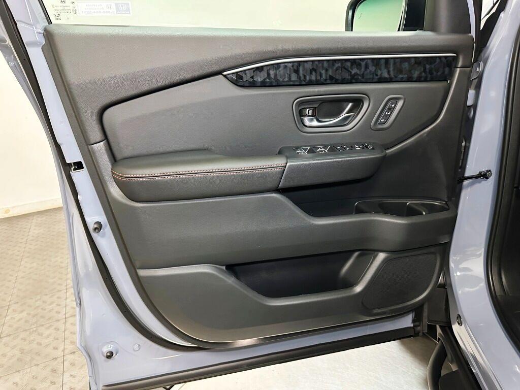 2026 HONDA PASSPORT TRAILSPRTE - SONIC GRAY exterior view 11