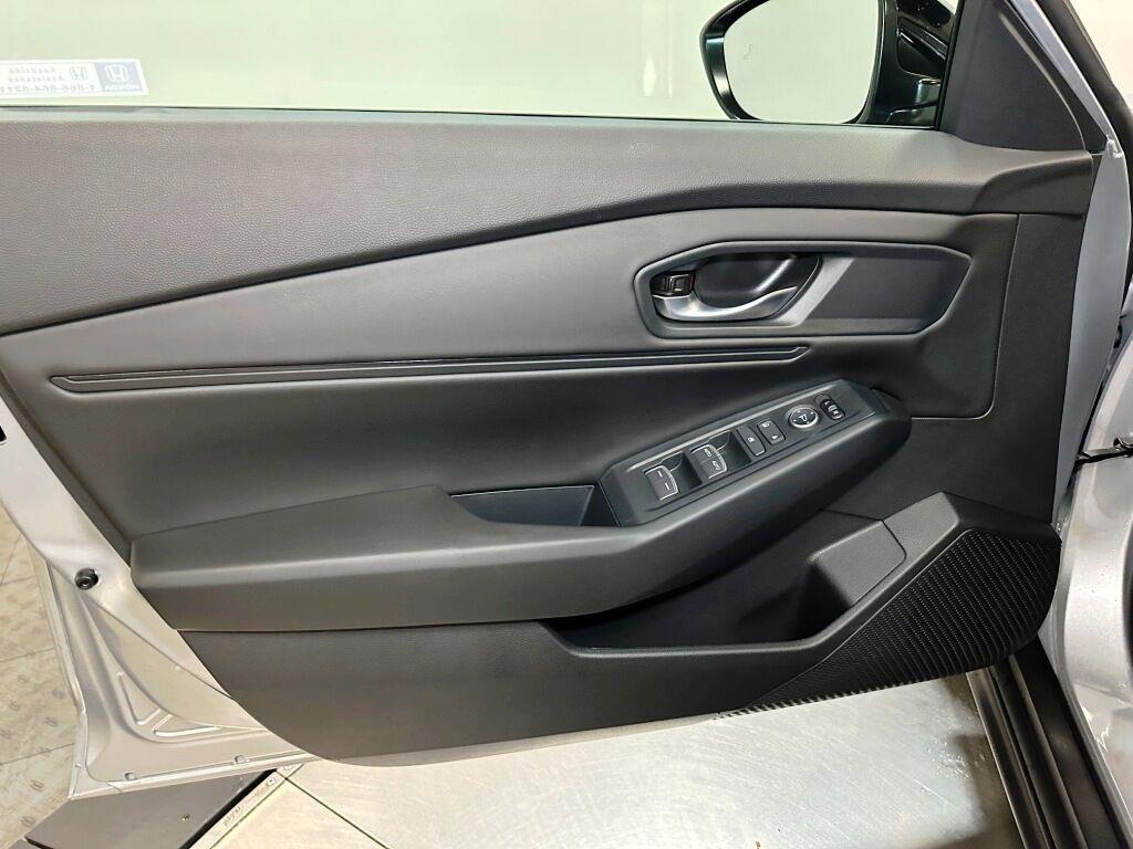 2026 Honda Accord Sedan SE - Solar Silver Metallic exterior view 11