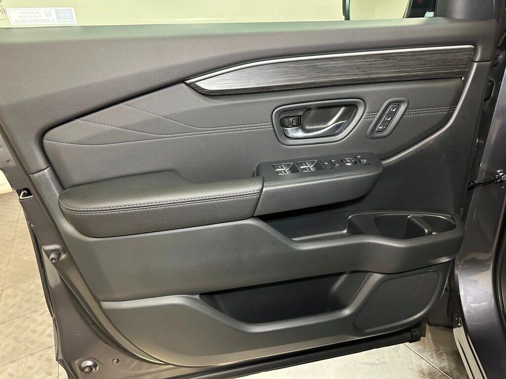 2026 Honda Pilot Touring S - Modern Steel Metallic exterior view 11