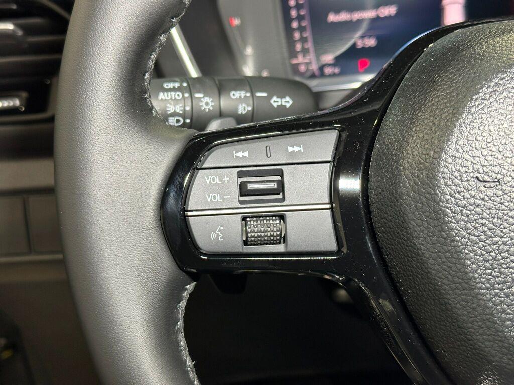 2026 Honda Pilot Touring S - Modern Steel Metallic exterior view 16