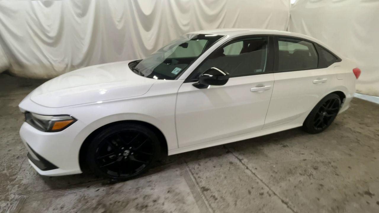 2024 Honda Civic Sedan Sport - Platinum White Pearl exterior view 4