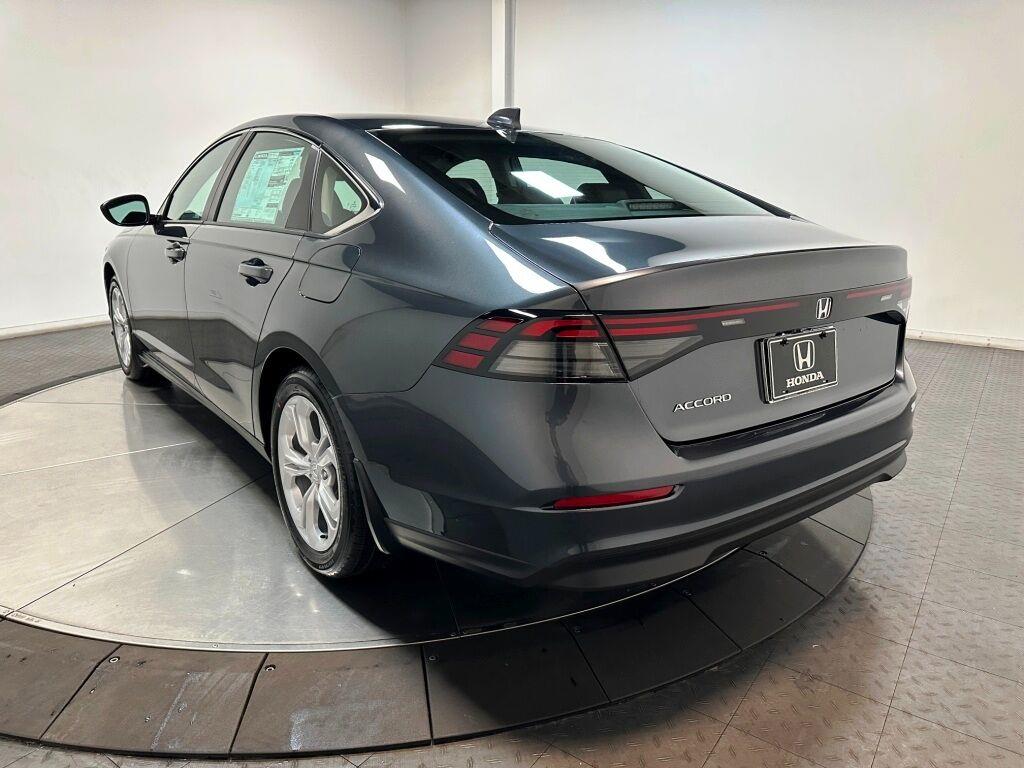 2026 HONDA ACCORD LX - GRAY exterior view 6