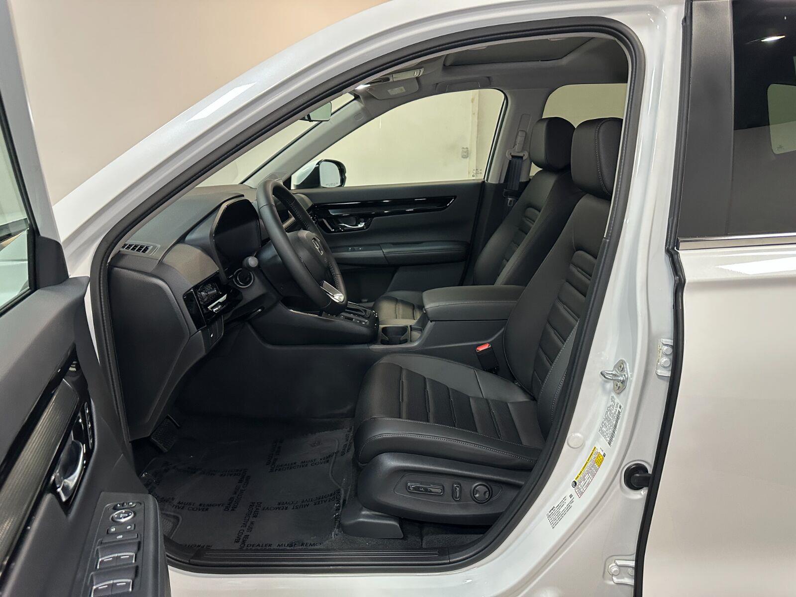 2026 Honda CR-V EX-L - Platinum White Pearl exterior view 14