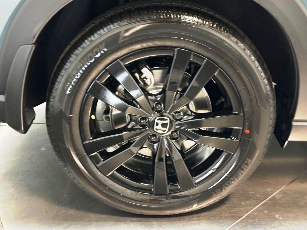 2027 Honda HR-V Sport - Nordic Forest Pearl exterior view 10