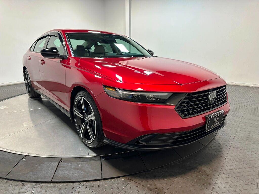 2026 Honda Accord Sedan SE - Radiant Red Metallic exterior view 2