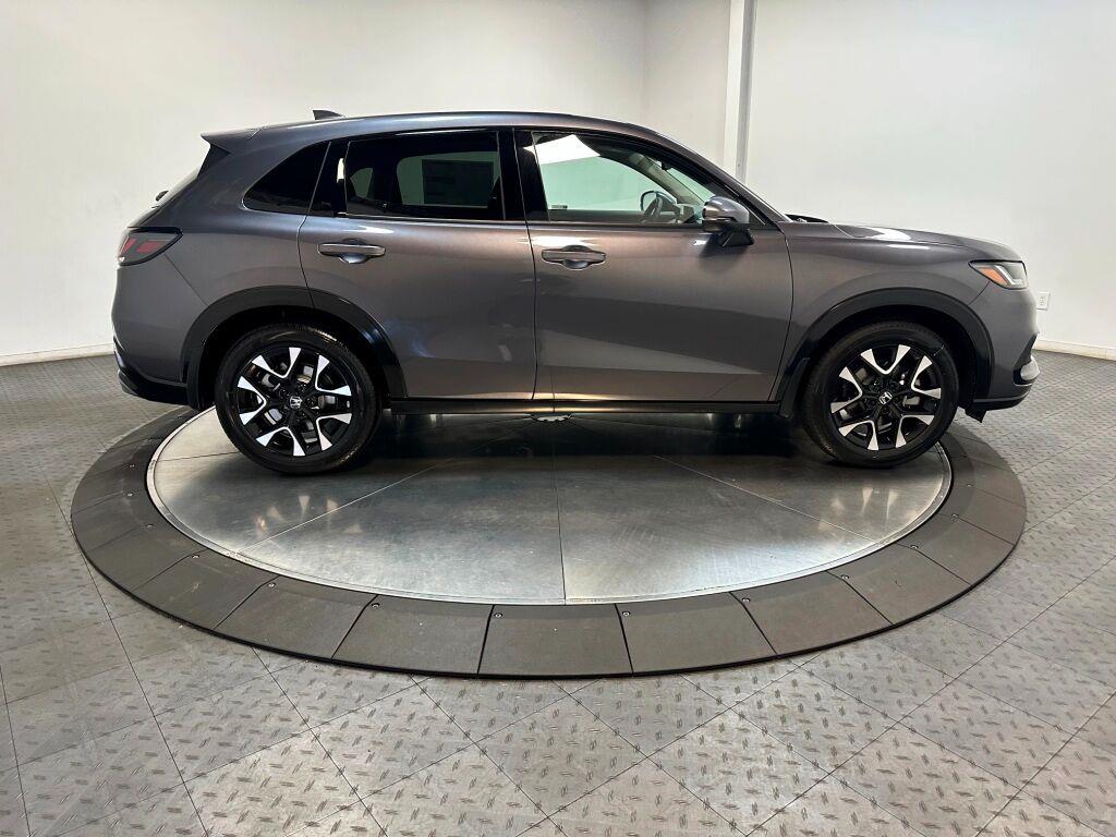 2027 Honda HR-V EX-L - Modern Steel Metallic exterior view 9