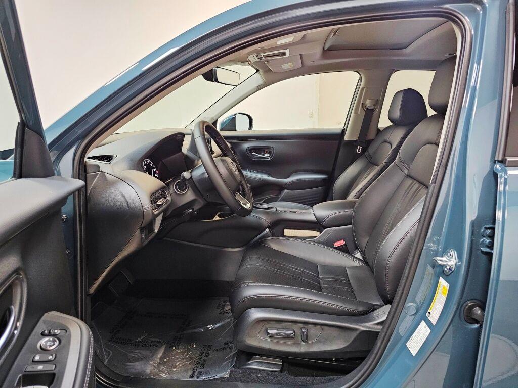 2027 Honda HR-V EX-L - Nordic Forest Pearl exterior view 13