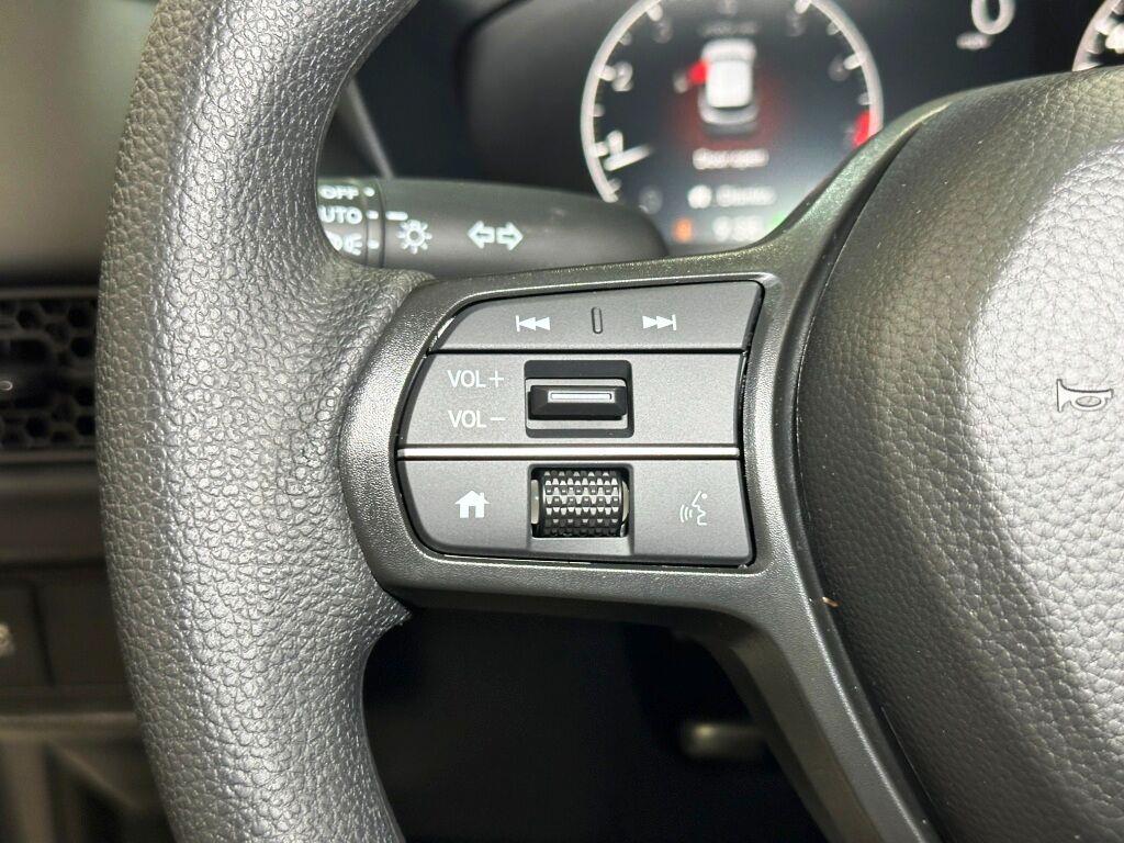 2027 Honda HR-V LX - Modern Steel Metallic exterior view 15