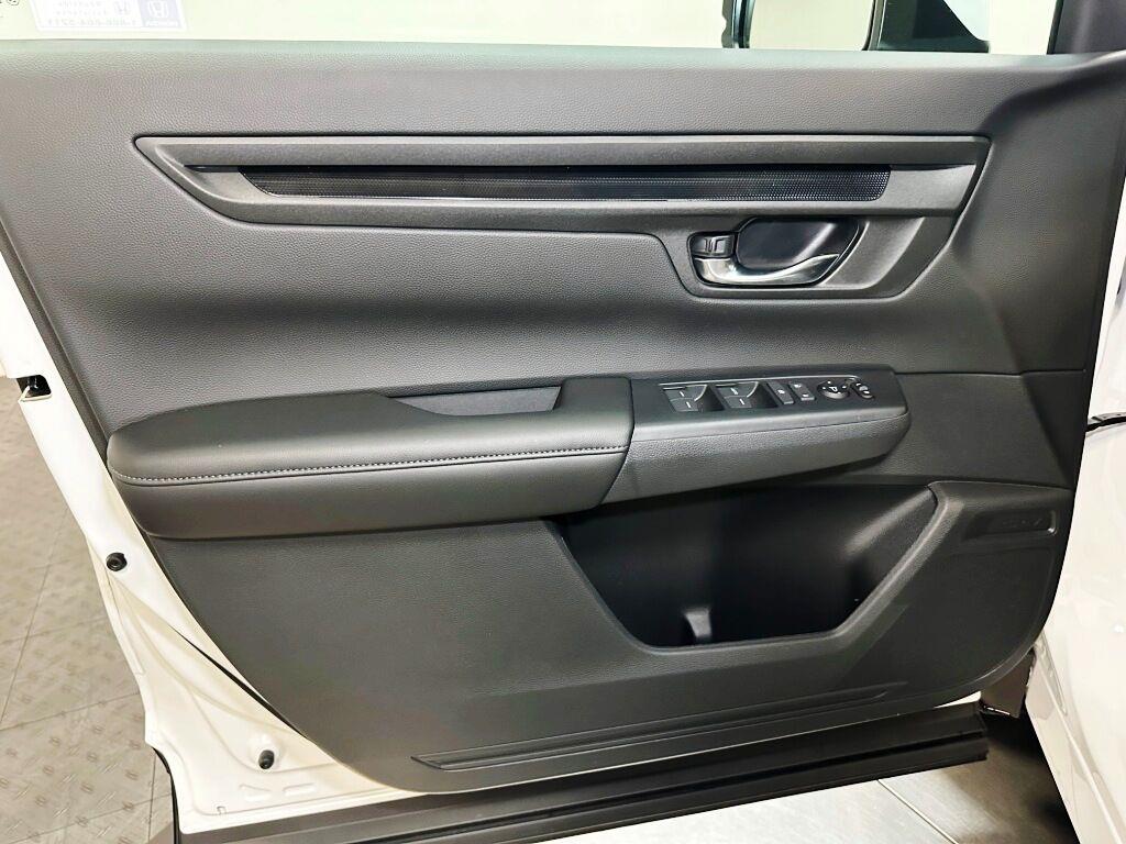 2026 Honda CR-V LX - Platinum White Pearl exterior view 11