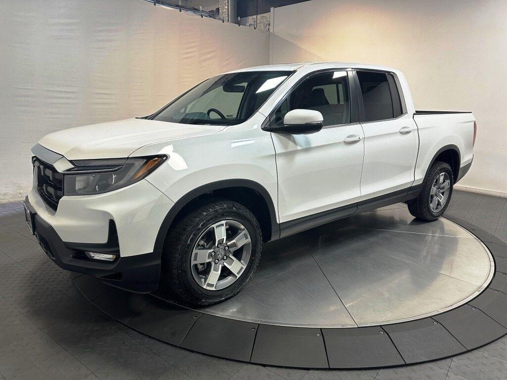 2026 Honda Ridgeline RTL - WHITE exterior view 1