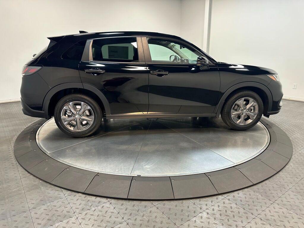 2027 Honda HR-V LX - Crystal Black Pearl exterior view 9
