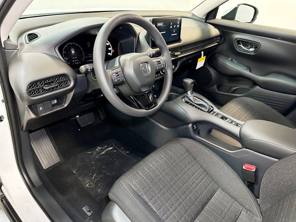 2027 Honda HR-V LX - Platinum White Pearl exterior view 15