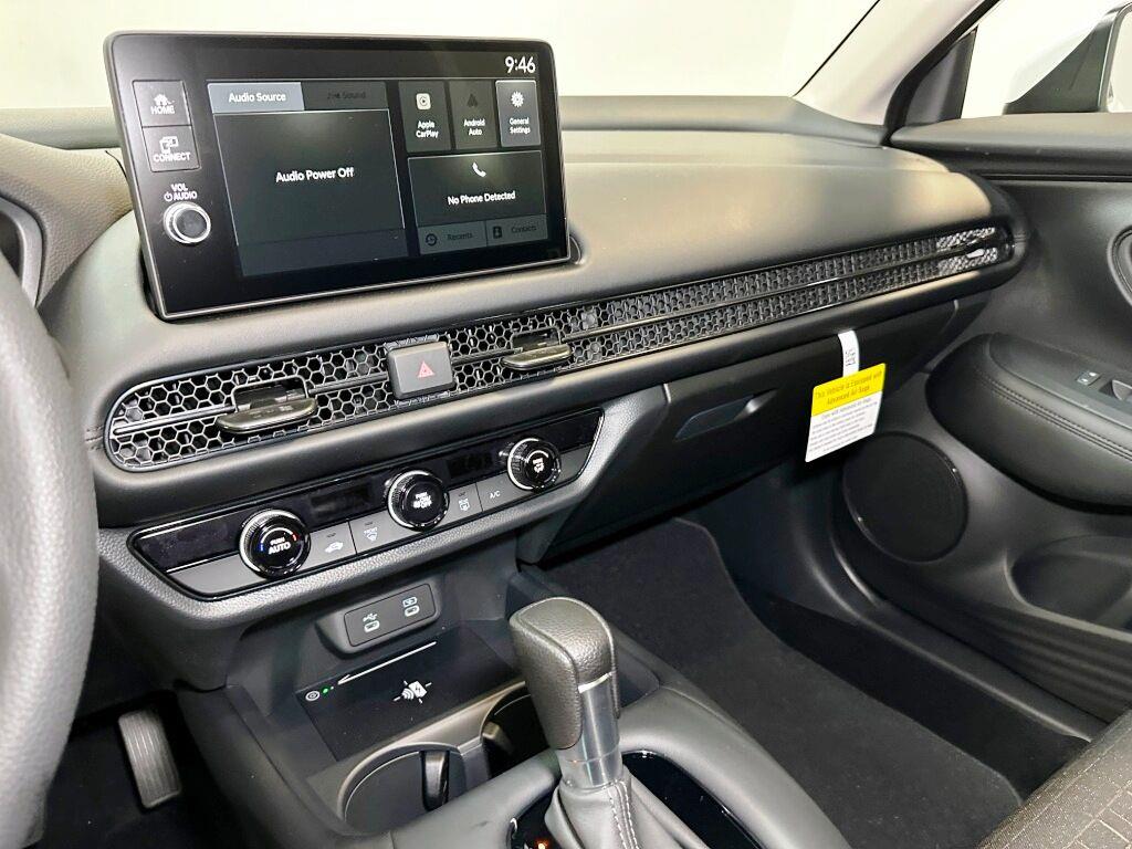 2027 Honda HR-V LX - Platinum White Pearl exterior view 19